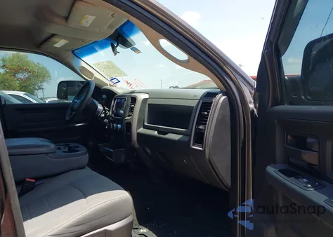 2016 Ram 2500 Tradesman z USA, uszkodzony, nr VIN 3C6UR5CL8GG173661